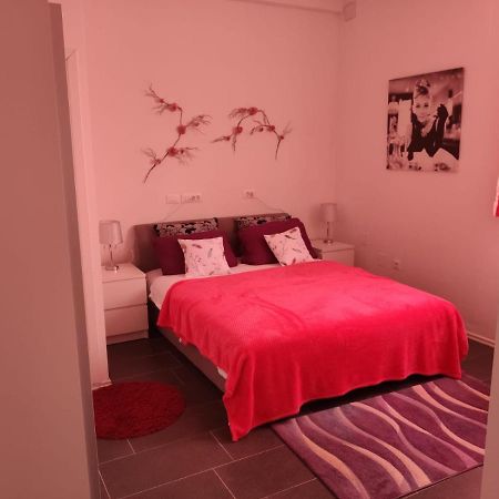 App Margareta Apartment Umag Exterior photo
