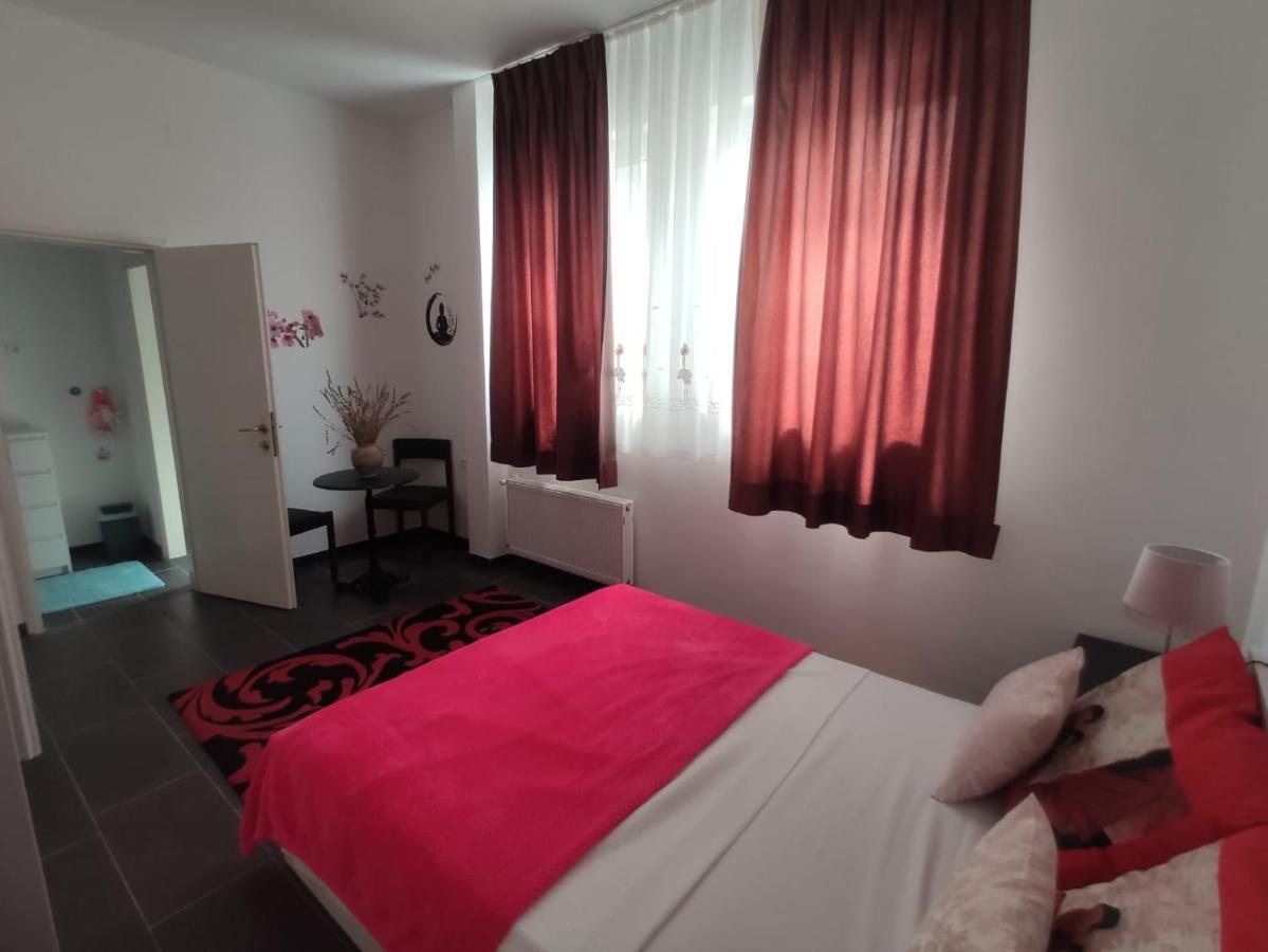 App Margareta Apartment Umag Exterior photo