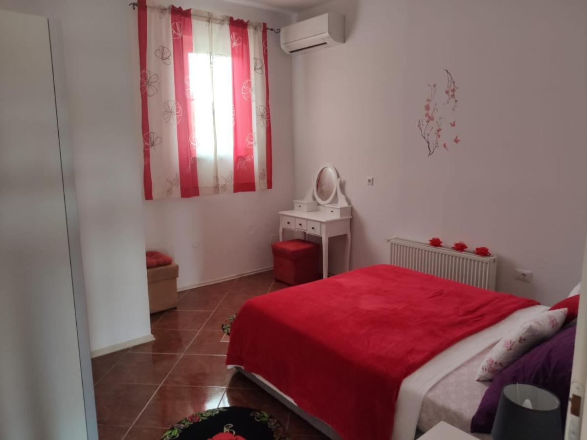 App Margareta Apartment Umag Exterior photo